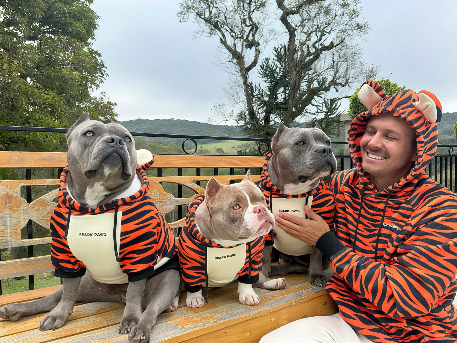 Roupas e Acessórios de Luxo